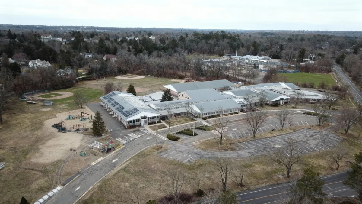 Westport Schools Respond to Coleytown Bomb Threat